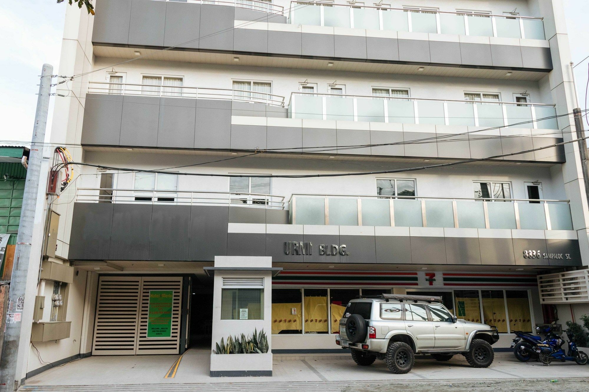 Reddoorz Premium @ Sampaloc Makati Hotel Makati City Exterior foto